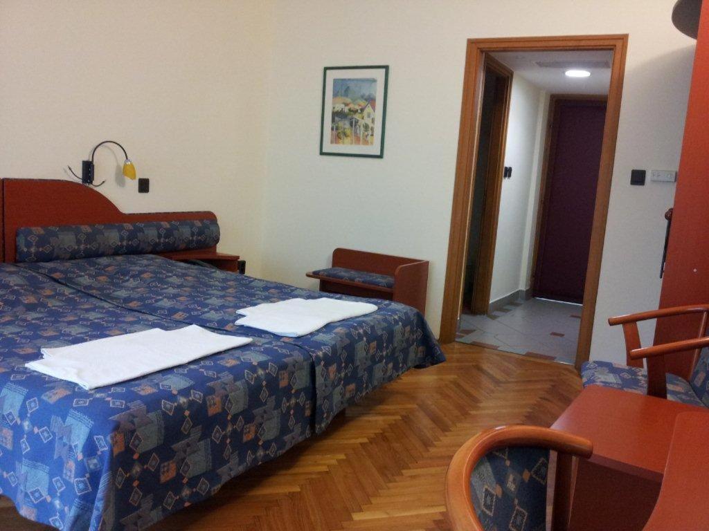 Fenyves Hotel Bekescsaba Pokój zdjęcie