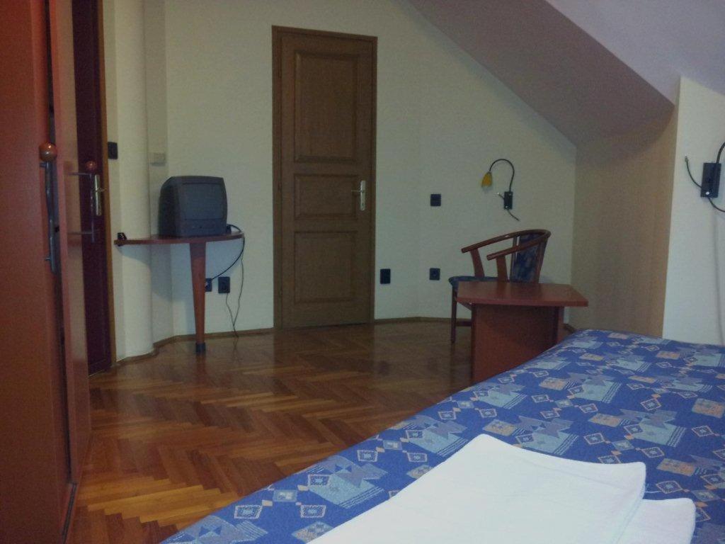 Fenyves Hotel Bekescsaba Zewnętrze zdjęcie